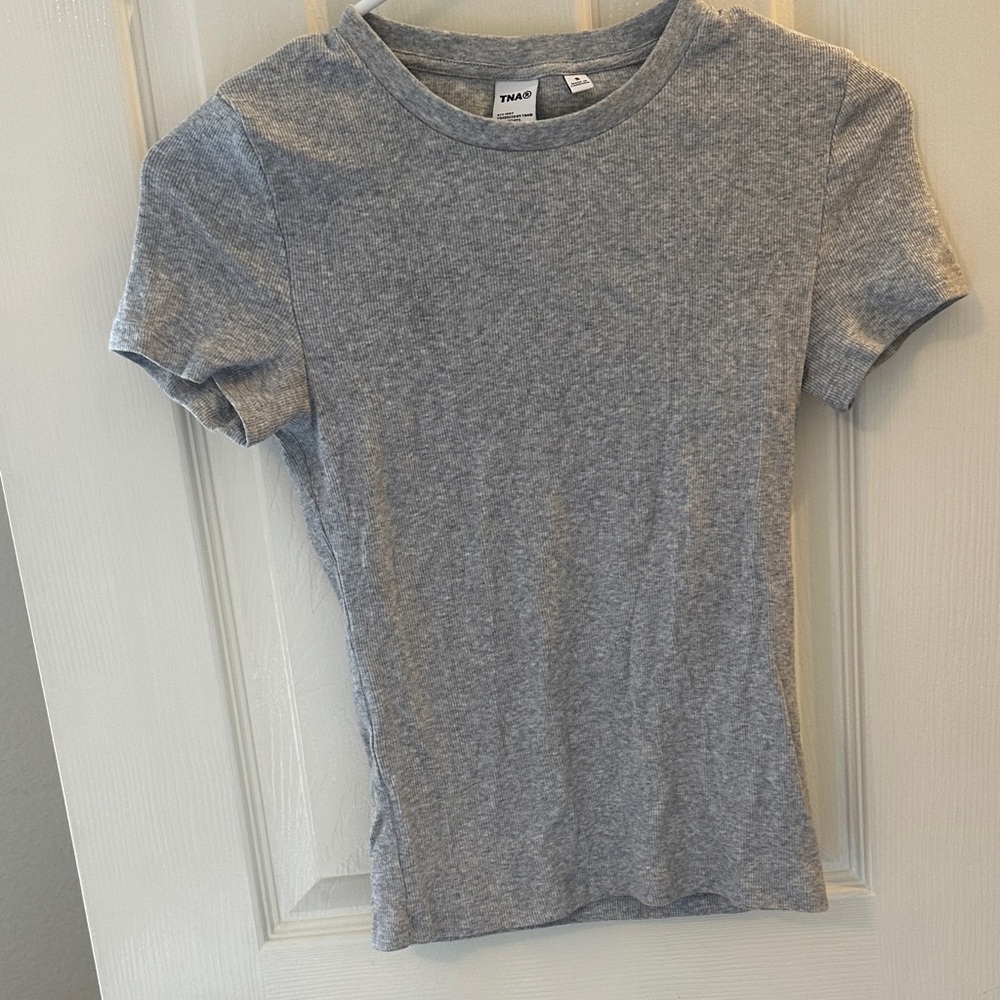 Aritzia TNA Gray Short Sleeve T-Shirt